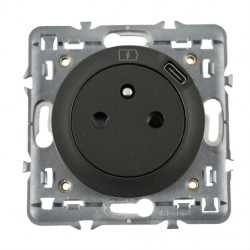 Prise 2P+T surface avec chargeur C Céliane Noir - LEGRAND CN0140