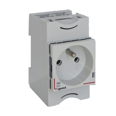 Prise modulaire 2P+T 16A