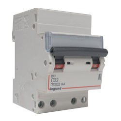 Disjoncteur 3P+N Auto/à vis C32 32A - LEGRAND 406922