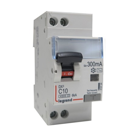 Disjoncteur différentiel U+N C10 4,5/6K AC 300mA