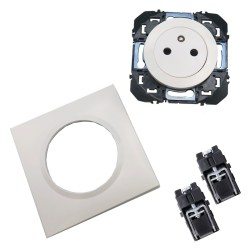 Prise de courant Dooxie 16A Surface blanc livré complète - LEGRAND 600735