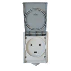 Plexo Prise de courant saillie 2P+T Gris - 055872