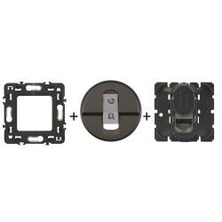 Céliane Prise RJ45 Cat 6 FTP CM0345 + enjoliveur Titanium