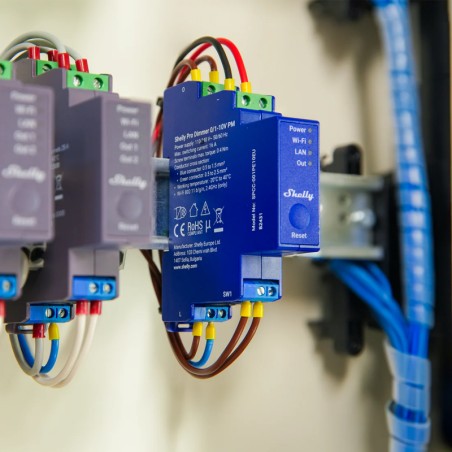 Variateur connecté 0/1-10V rail DIN LAN